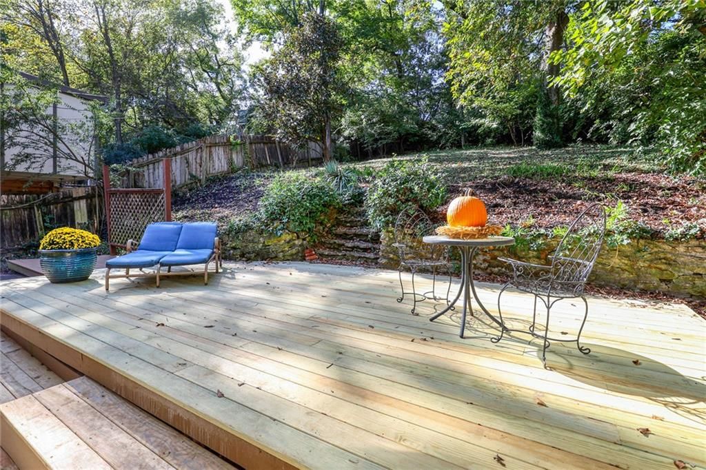 Photo 26 of 28 - 4900 Westwood Road, Kansas City, MO 64112