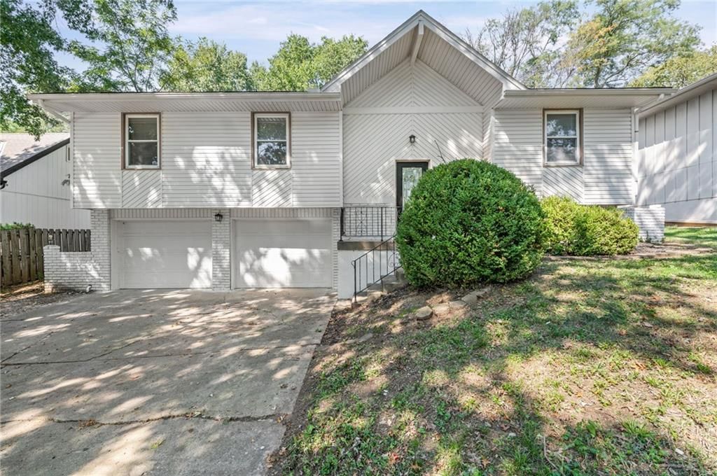 14710 NW 67th Street, Parkville, MO