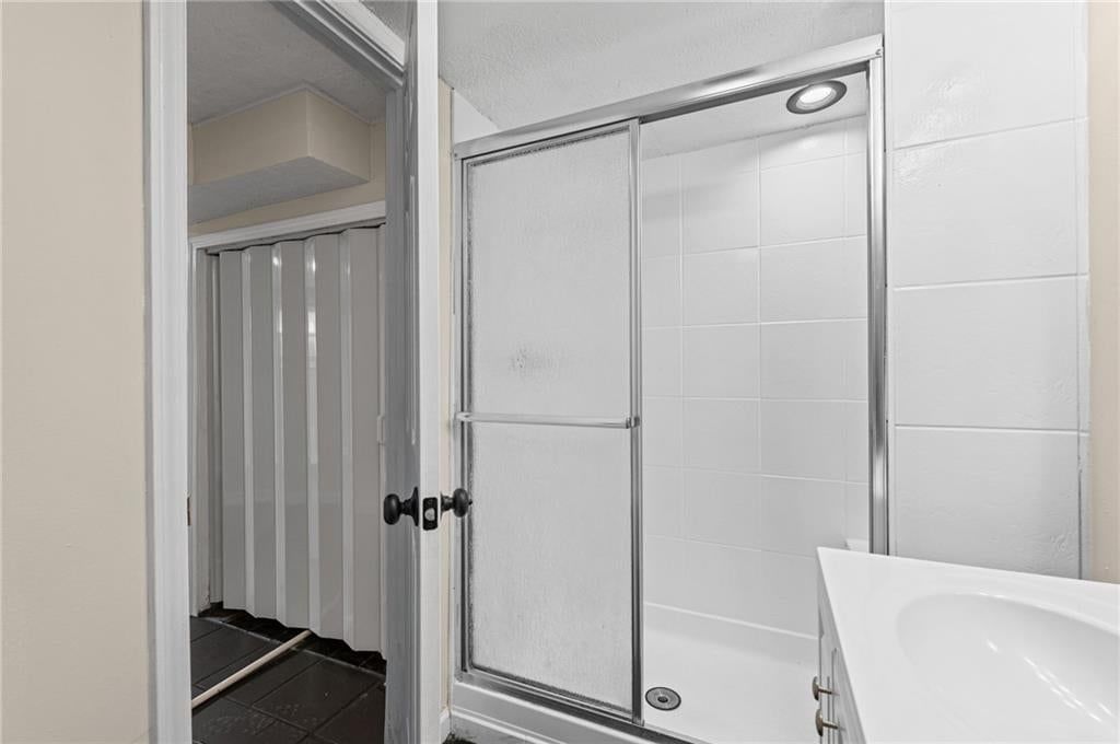 Photo 29 of 42 - 14710 NW 67th Street, Parkville, MO 64152