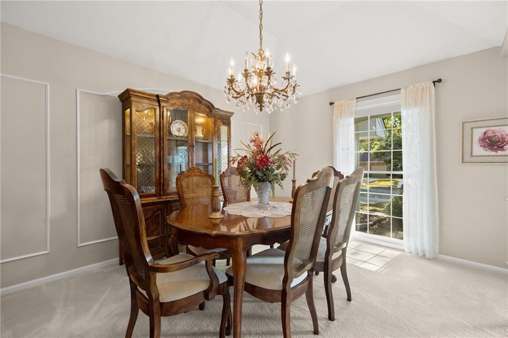 Photo 15 of 41 - 7812 W 100th Terrace, Overland Park, KS 66212