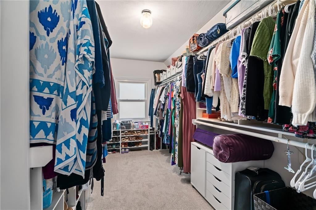 Photo 16 of 29 - 11229 W 117th Street, Overland Park, KS 66210