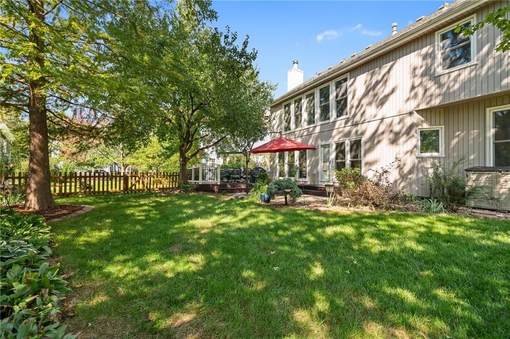 Photo 24 of 29 - 11229 W 117th Street, Overland Park, KS 66210