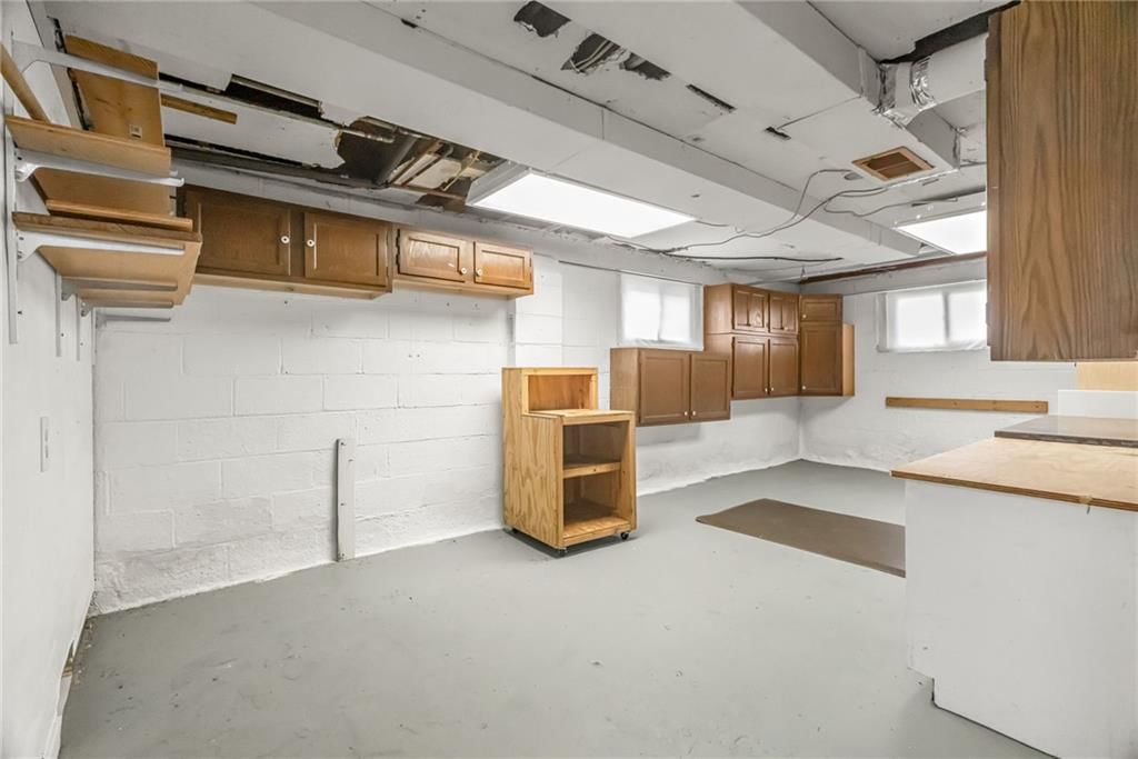 Photo 18 of 25 - 2106 Erie Street, North Kansas City, MO 64116