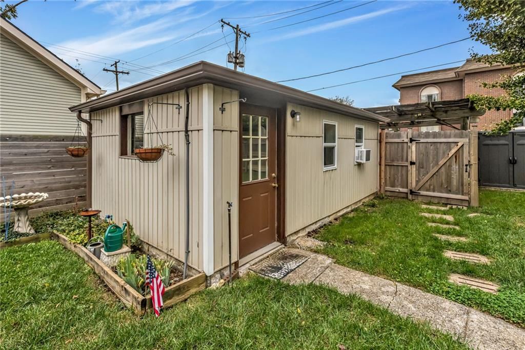 Photo 23 of 25 - 2106 Erie Street, North Kansas City, MO 64116