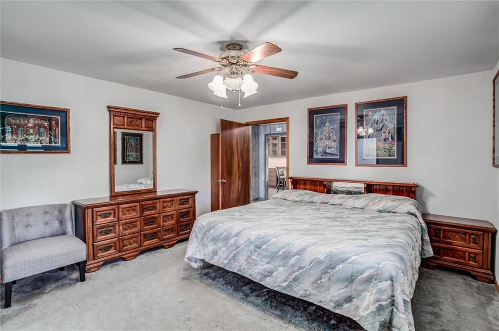 Photo 17 of 37 - 1904 4th Street, Platte City, MO 64079