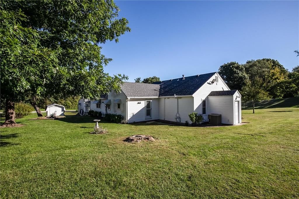 Photo 22 of 37 - 1904 4th Street, Platte City, MO 64079