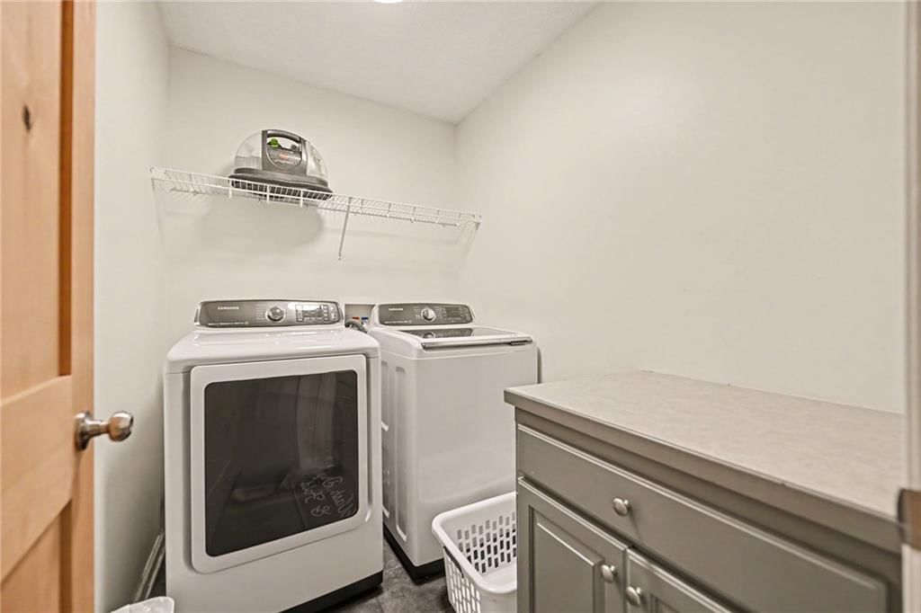 Photo 17 of 33 - 20831 W 102nd Street, Lenexa, KS 66220