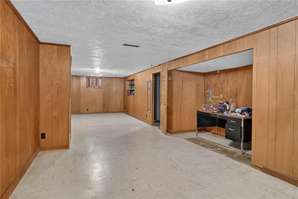 Photo 17 of 22 - 504 W 38TH Street N, Independence, MO 64050