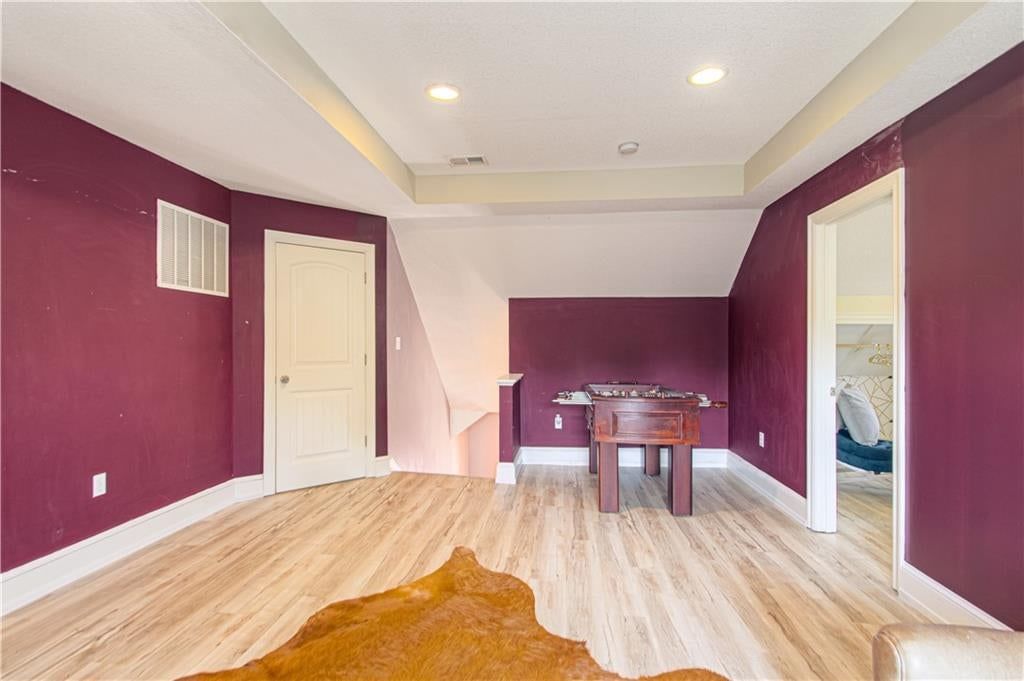 Photo 29 of 44 - 3522 Harrison Street, Kansas City, MO 64109