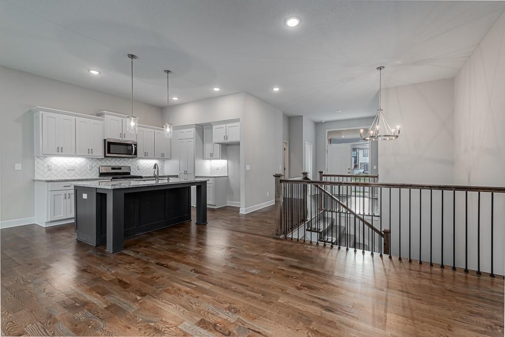15627 Austin Court, Basehor, KS: listing photo 3