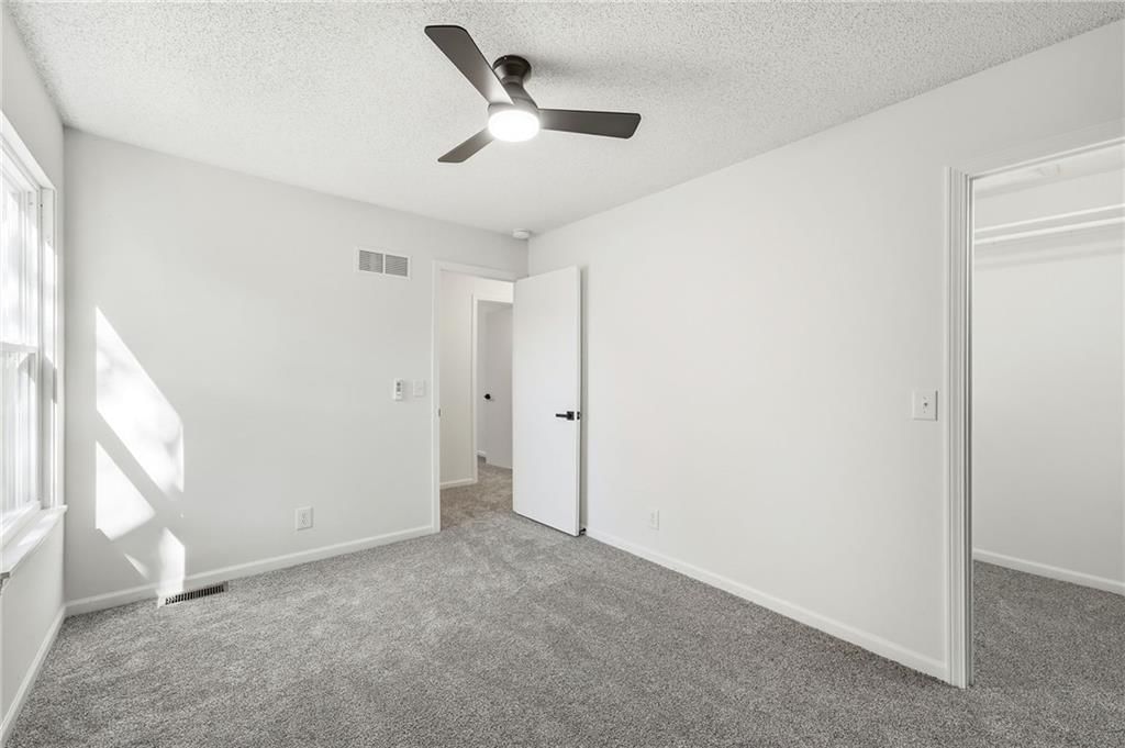 Carpet at 1436 N Anne Shirley Drive, Olathe, KS 66061