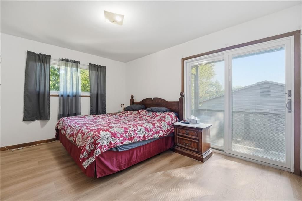 Photo 23 of 45 - 1700 NE 67th Place, Gladstone, MO 64118
