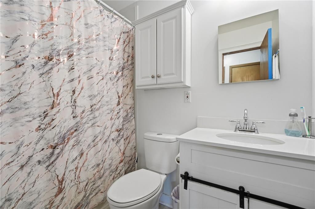 Photo 34 of 45 - 1700 NE 67th Place, Gladstone, MO 64118