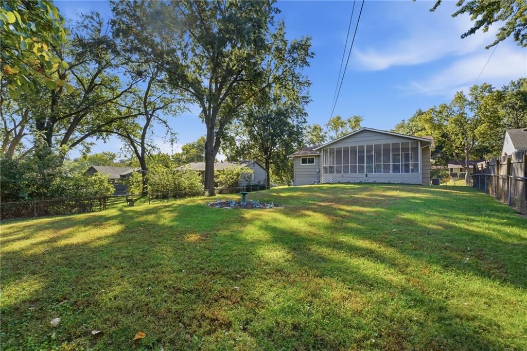 Photo 45 of 45 - 1700 NE 67th Place, Gladstone, MO 64118