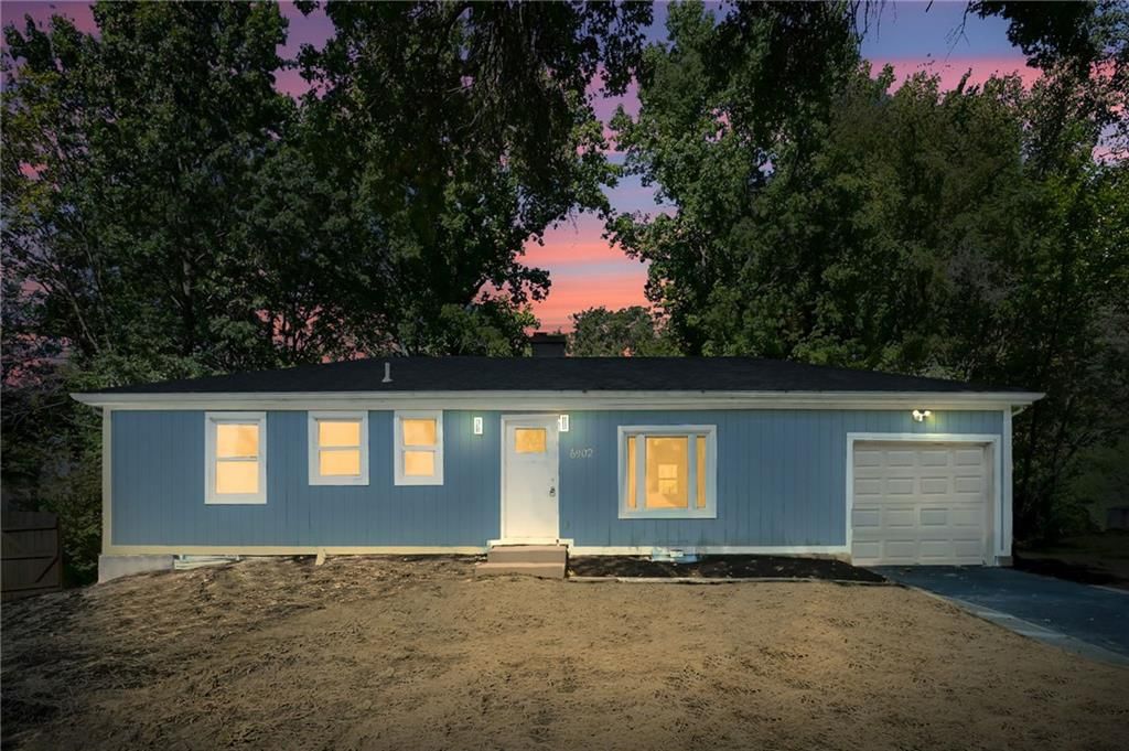 6902 E 98th Terrace, Kansas City, MO