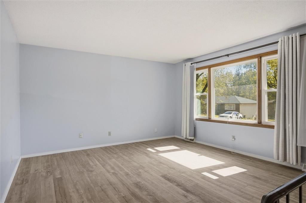 Photo 5 of 24 - 5538 Webster Avenue, Kansas City, KS 66104