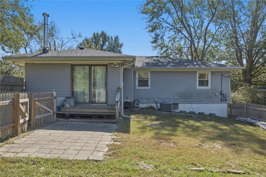 Photo 23 of 24 - 5538 Webster Avenue, Kansas City, KS 66104