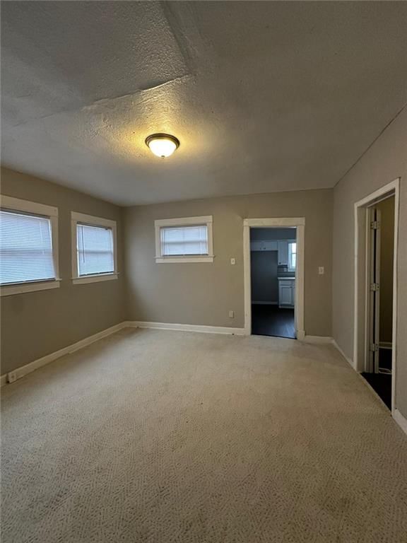 4208 Wabash Avenue, Kansas City, MO: listing photo 3