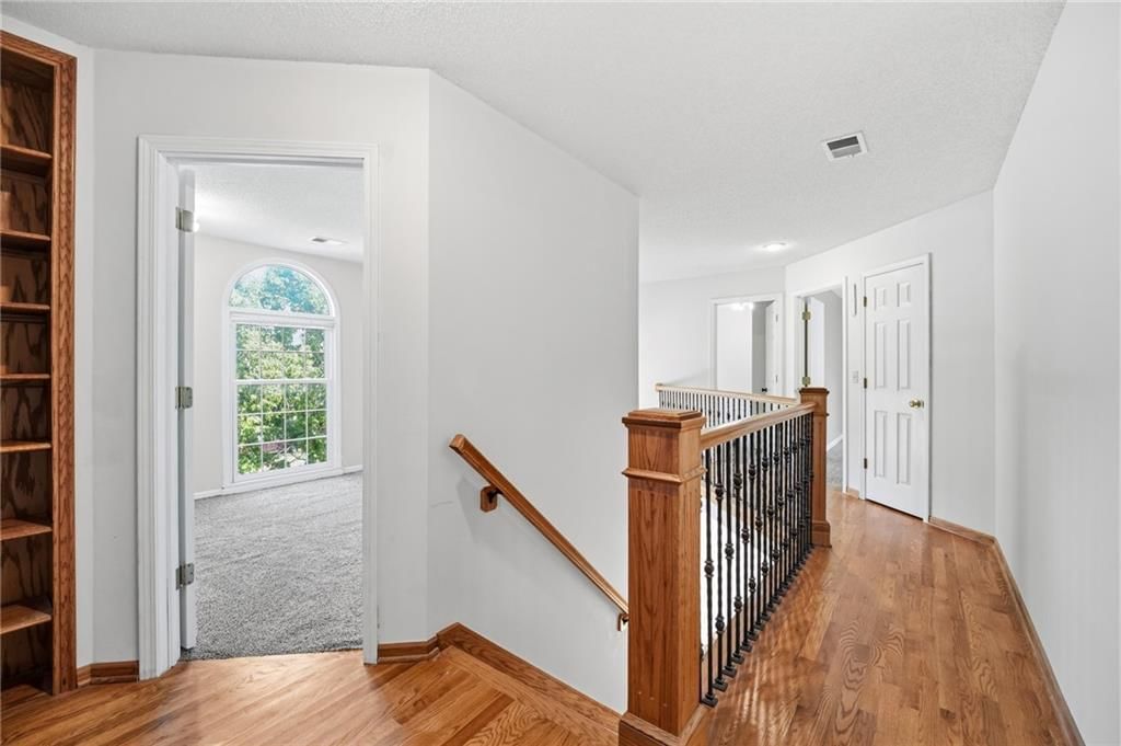 Photo 28 of 72 - 9409 W 131st Street, Overland Park, KS 66213