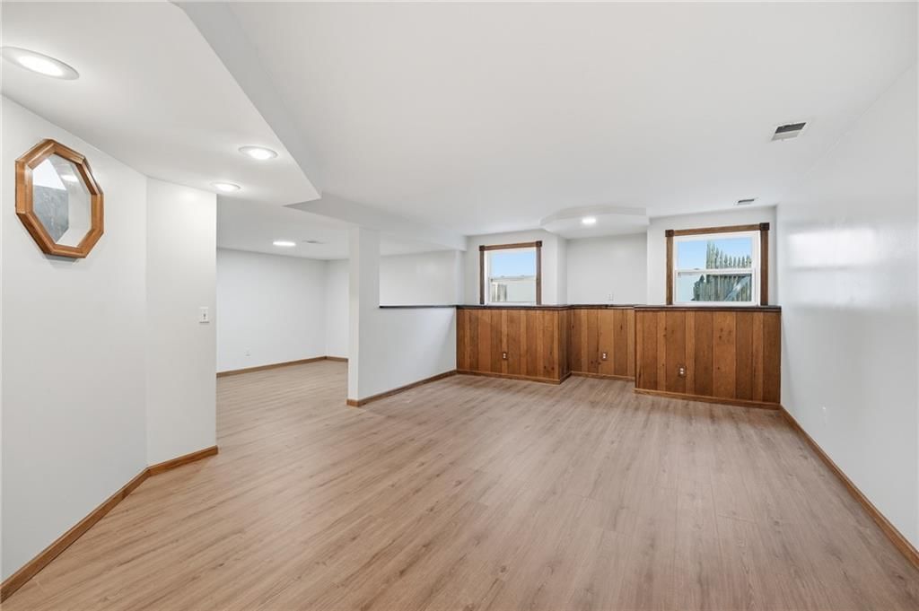 Photo 51 of 72 - 9409 W 131st Street, Overland Park, KS 66213