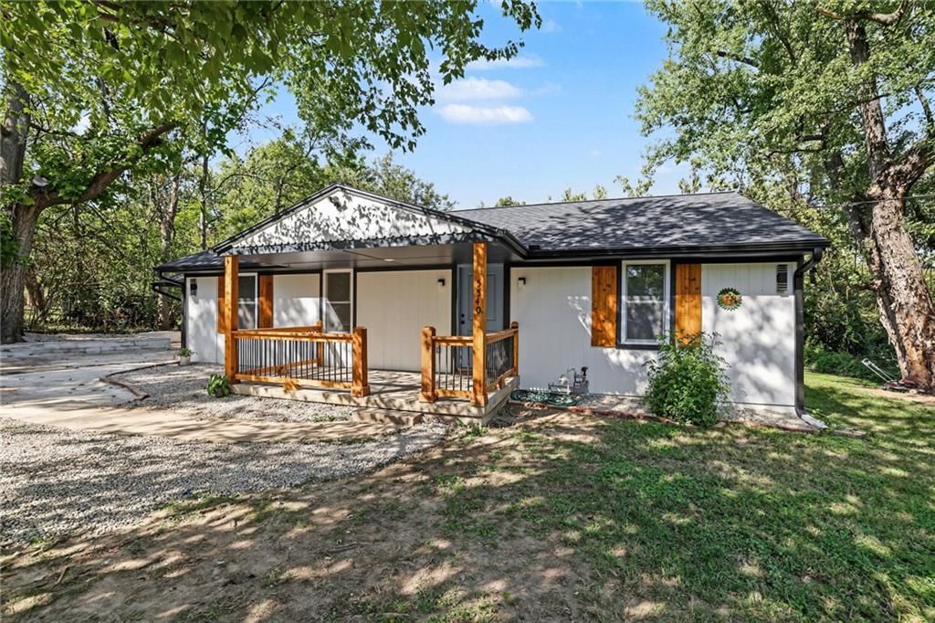 5540 Lafayette Avenue, Kansas City, KS: listing photo 3