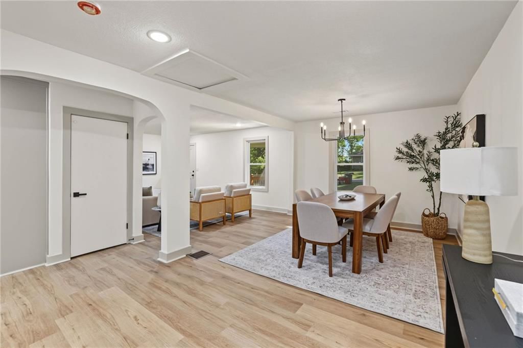 Photo 9 of 26 - 5540 Lafayette Avenue, Kansas City, KS 66104