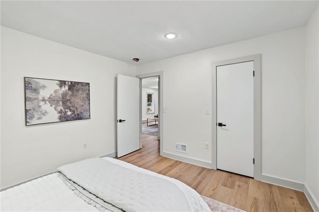 Photo 18 of 26 - 5540 Lafayette Avenue, Kansas City, KS 66104