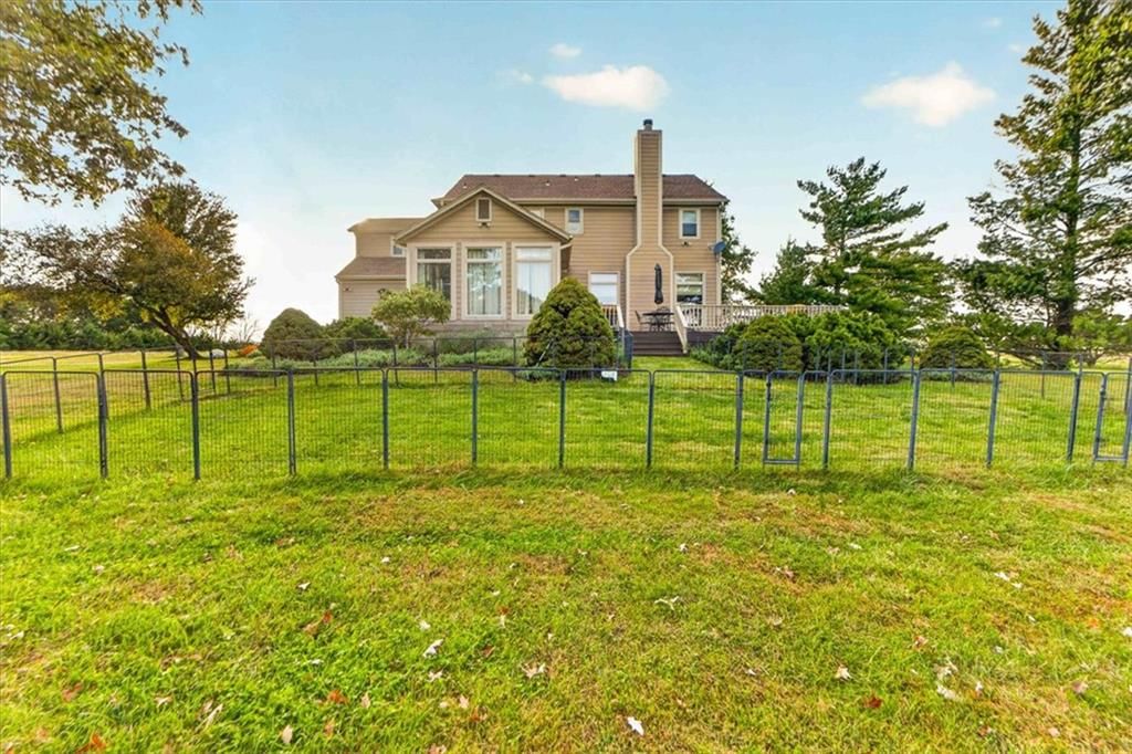 Photo 21 of 98 - 23237 Nall Road, Bucyrus, KS 66013