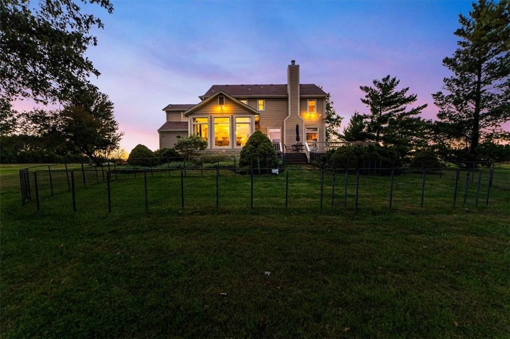 Photo 9 of 98 - 23237 Nall Road, Bucyrus, KS 66013