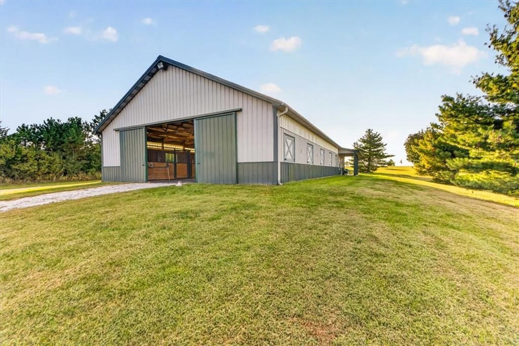 Photo 38 of 98 - 23237 Nall Road, Bucyrus, KS 66013