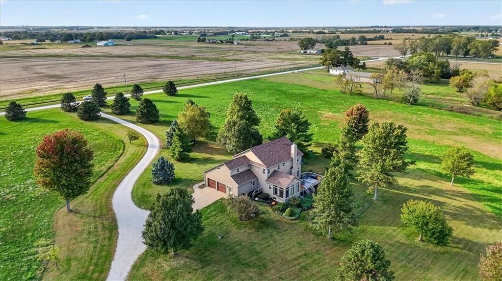 Photo 95 of 98 - 23237 Nall Road, Bucyrus, KS 66013