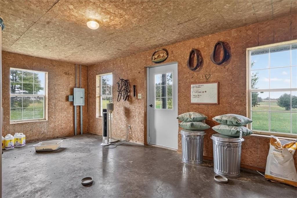 Photo 53 of 98 - 23237 Nall Road, Bucyrus, KS 66013