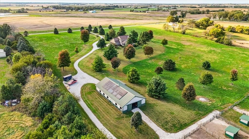 Photo 92 of 98 - 23237 Nall Road, Bucyrus, KS 66013