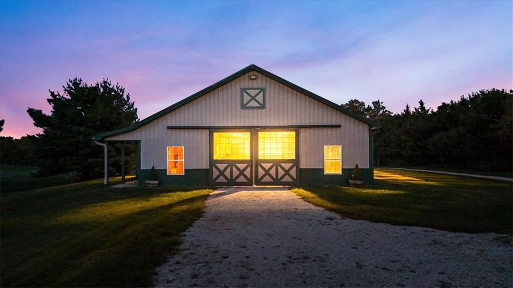 Photo 25 of 98 - 23237 Nall Road, Bucyrus, KS 66013