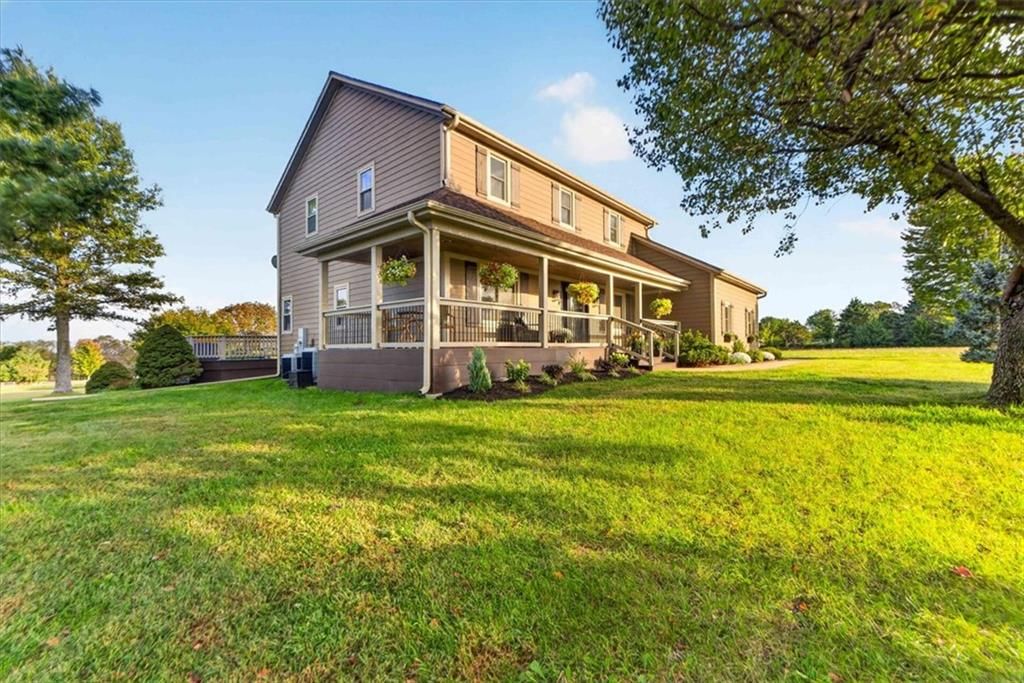 Photo 15 of 98 - 23237 Nall Road, Bucyrus, KS 66013