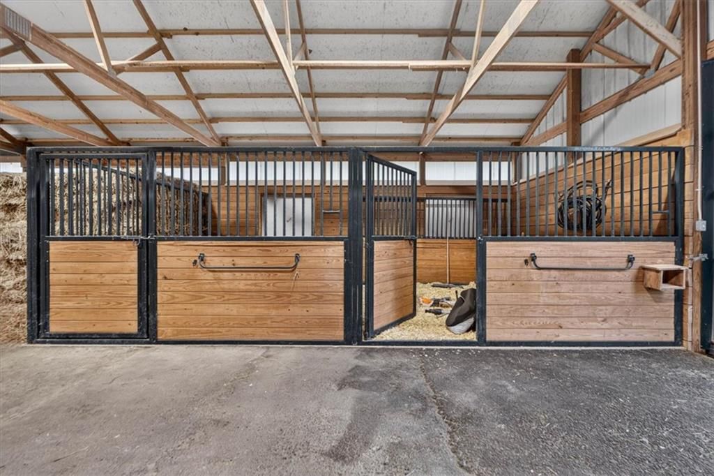 Photo 48 of 98 - 23237 Nall Road, Bucyrus, KS 66013