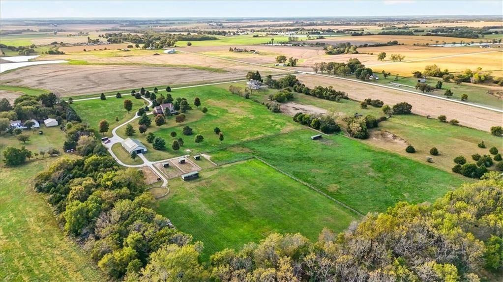 Photo 94 of 98 - 23237 Nall Road, Bucyrus, KS 66013