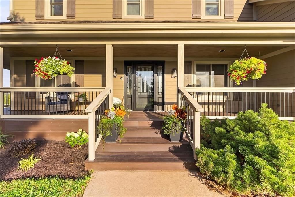 Photo 17 of 98 - 23237 Nall Road, Bucyrus, KS 66013
