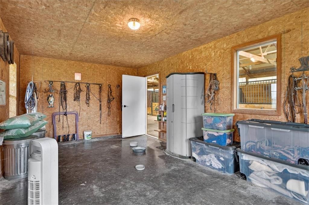 Photo 52 of 98 - 23237 Nall Road, Bucyrus, KS 66013