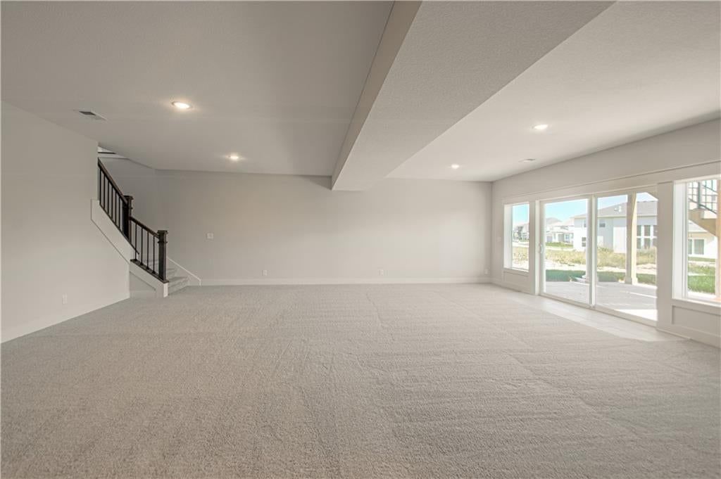 Photo 33 of 48 - 1833 SW Arbor Park Drive, Lee's Summit, MO 64082