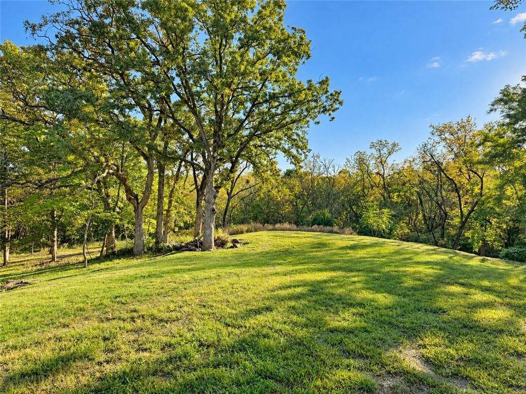 9207-9231 Chestnut Avenue, Kansas City, MO: listing photo 3