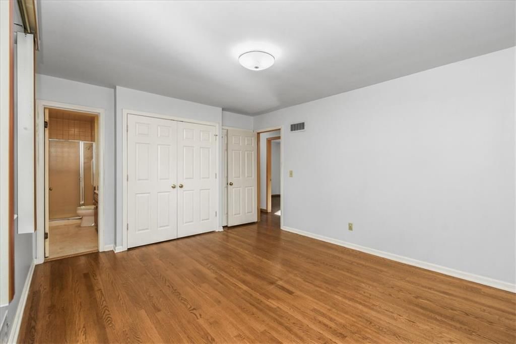 Photo 19 of 35 - 11000 Washington Street, Kansas City, MO 64114