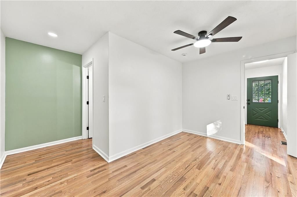 Photo 15 of 34 - 15401 E 36th Street S, Independence, MO 64055