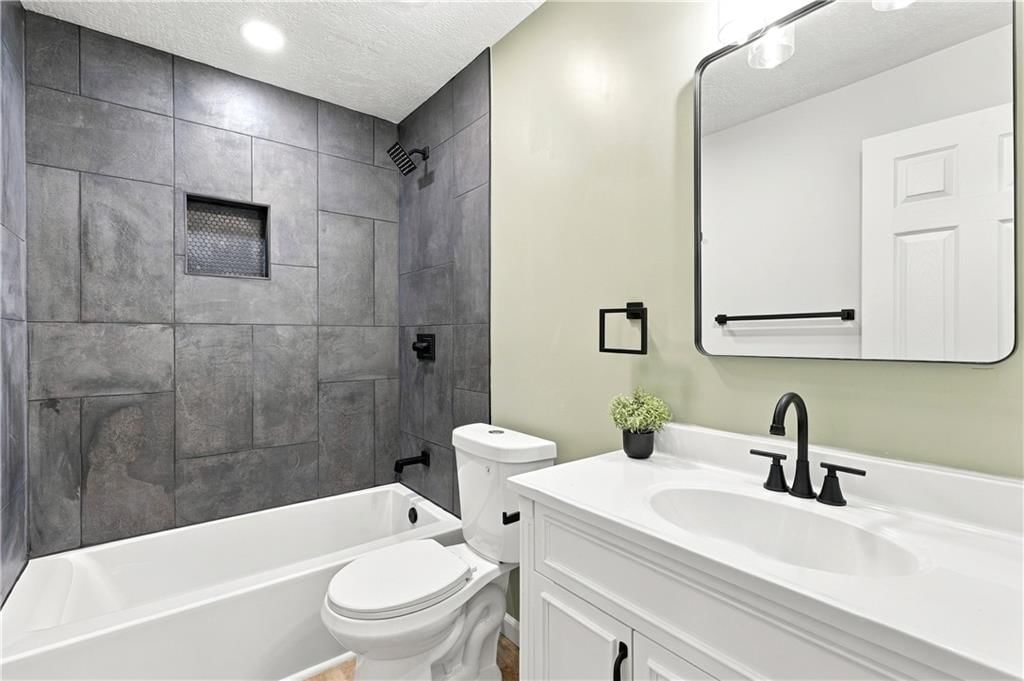 Photo 19 of 34 - 15401 E 36th Street S, Independence, MO 64055