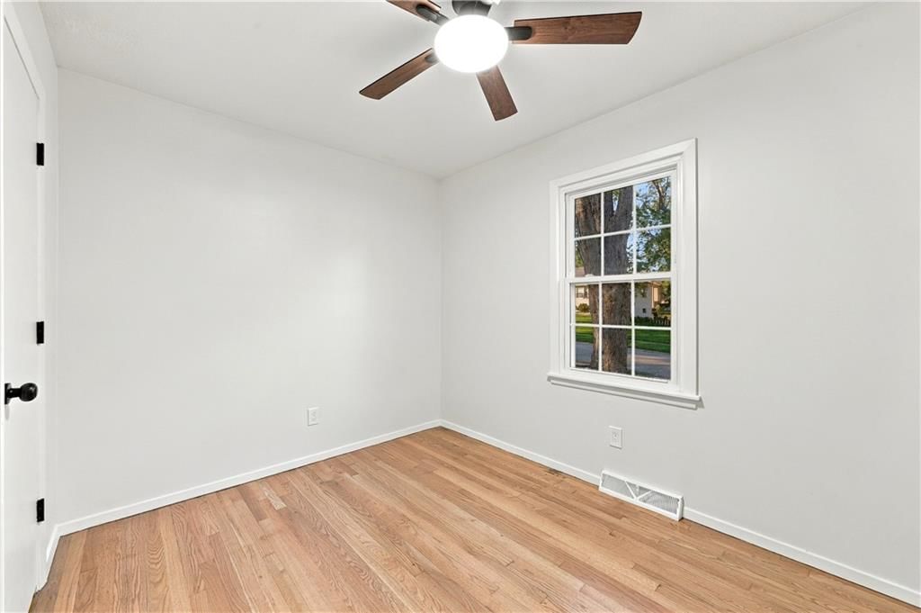 Photo 23 of 34 - 15401 E 36th Street S, Independence, MO 64055