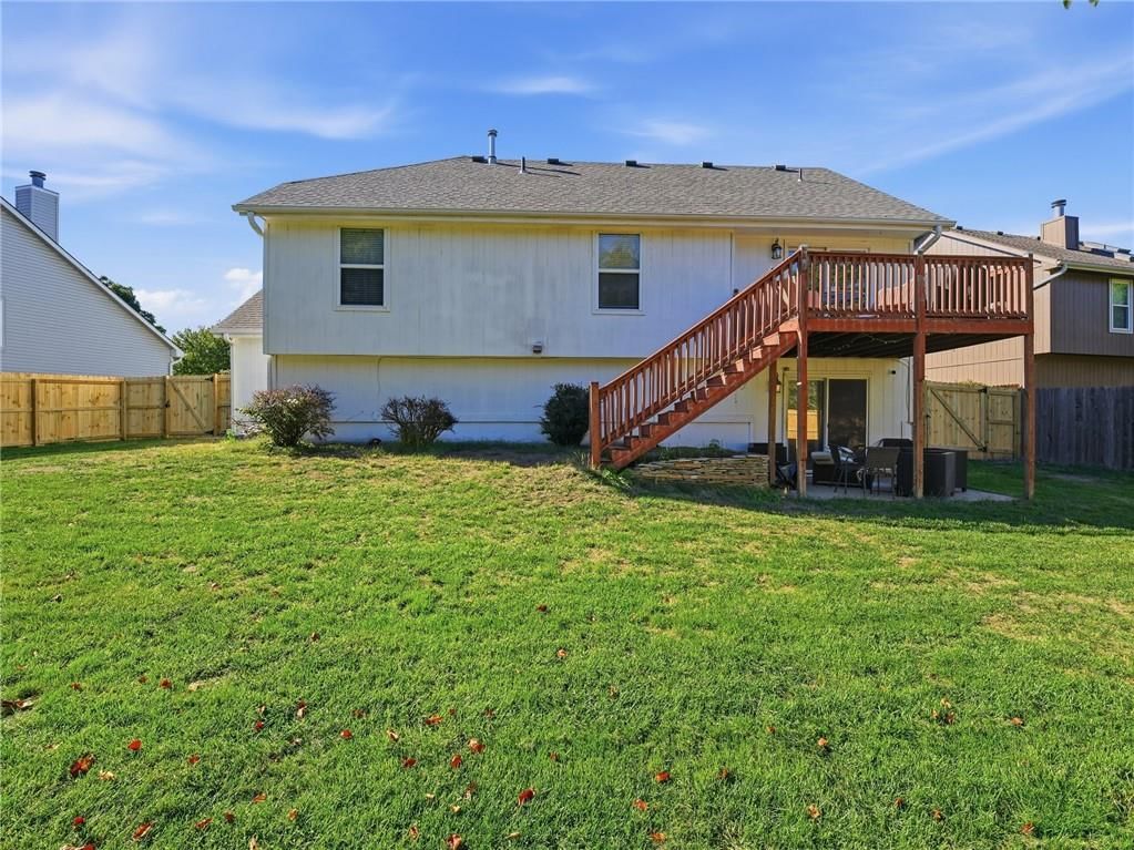 Deck and concrete patio at 337 NE Dreamweaver Avenue, Lee's Summit, MO 64086