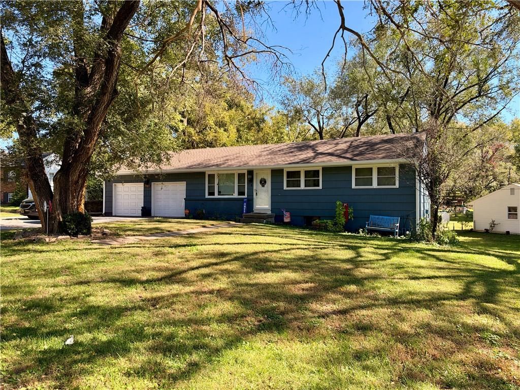 7833 Lathrop Court, Kansas City, KS