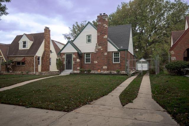 2305 E. Meyer Boulevard, Kansas City, MO: listing photo 2