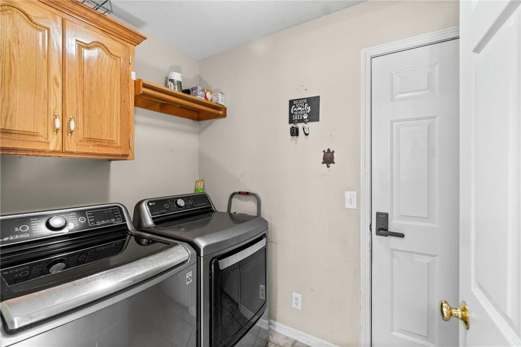 Black hardware at 13470 Timber Park Lane, Platte City, MO 64079