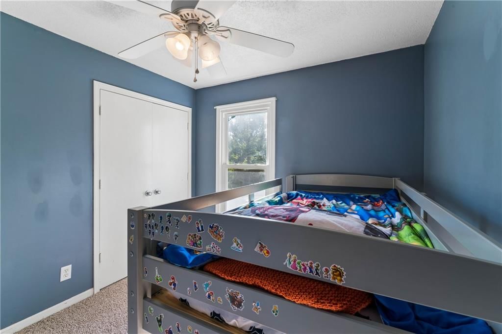 Photo 27 of 54 - 700 NE 55TH Street, Kansas City, MO 64118